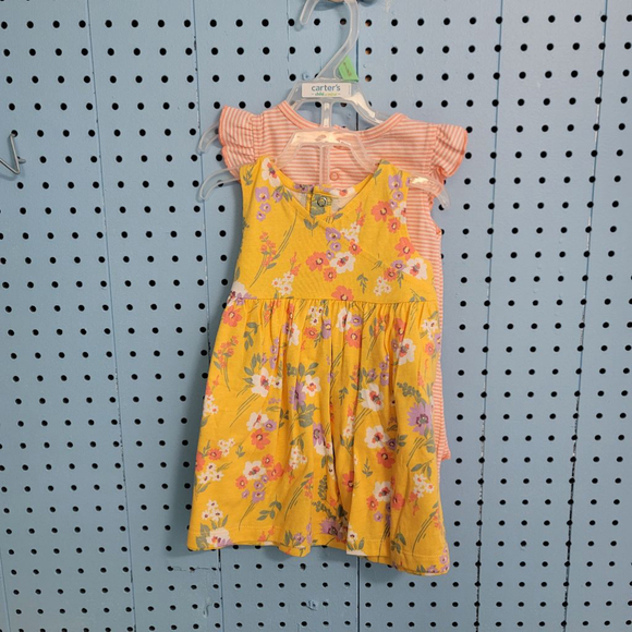 Carter's Other - Carters 6/9 months baby outfit set